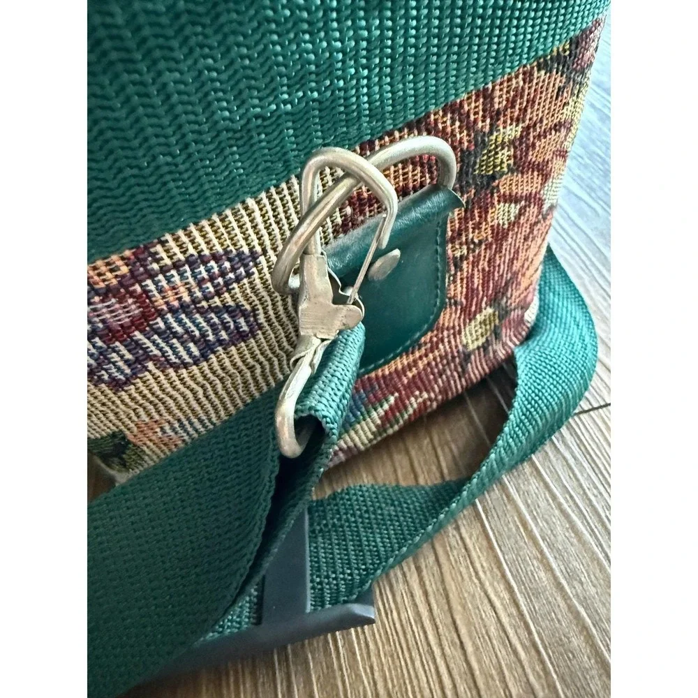 JIO Floral‎ Tapestry Train Case Vintage Cottagecore Green Makeup Travel Bag